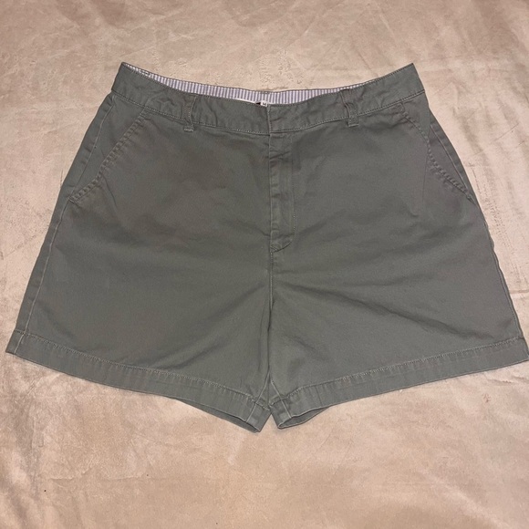 Tommy Hilfiger Women's Khaki Shorts - Picture 1 of 5